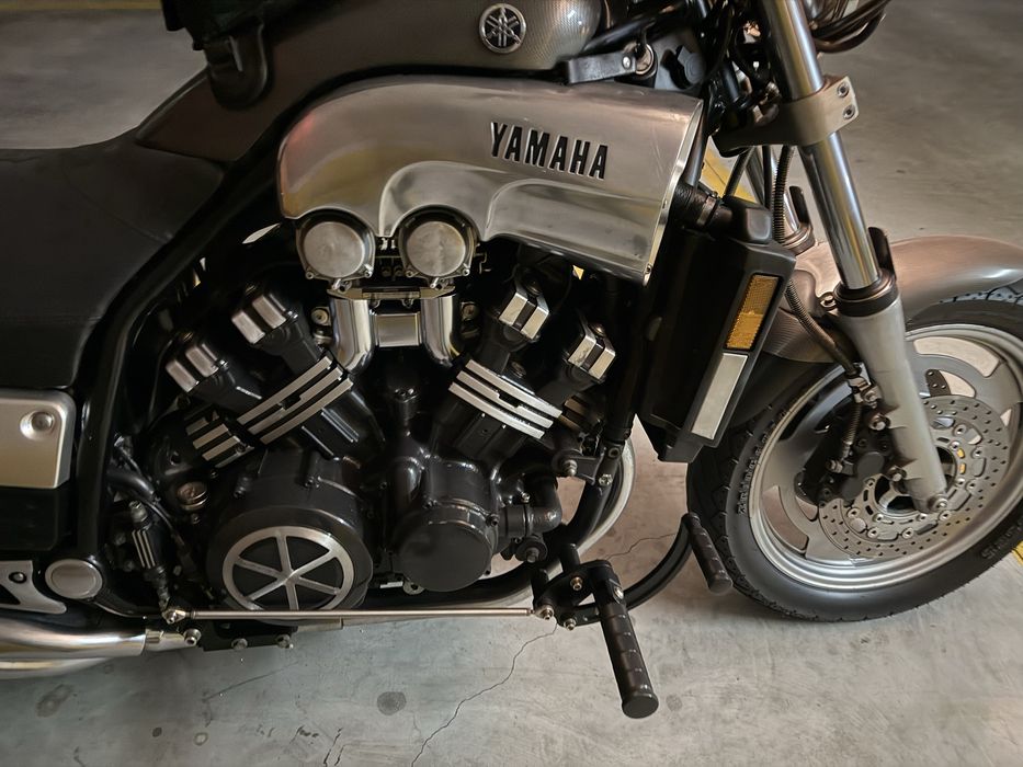 Yamaha V-max 1200 full-power