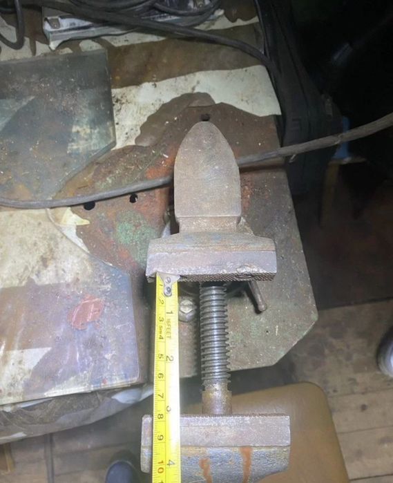 Тиски слесарные лещата слісарні