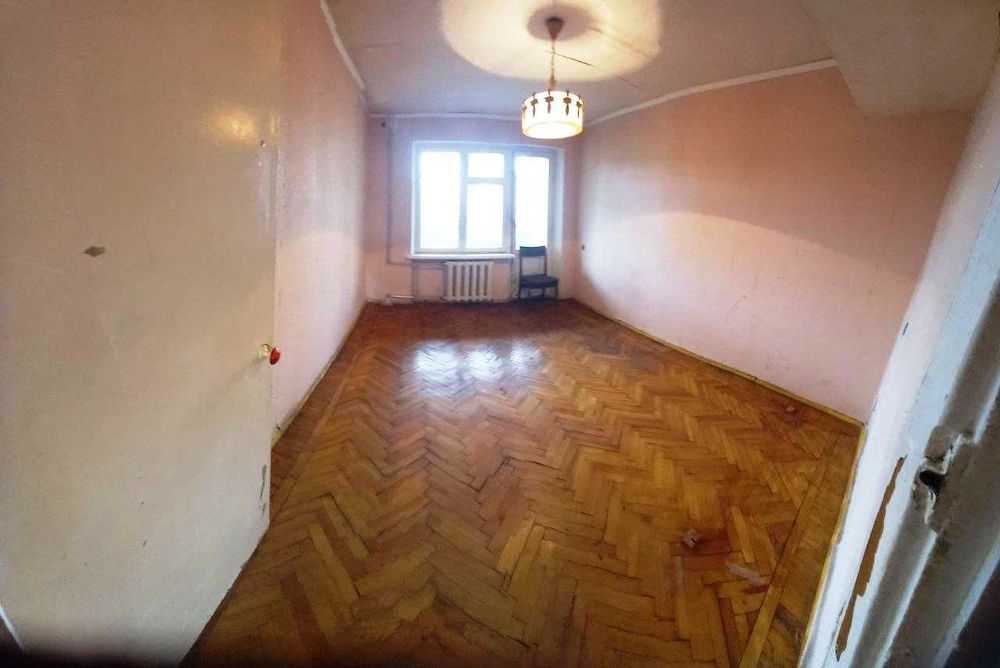 Продам 3х комнатную квартиру на 12 квартале