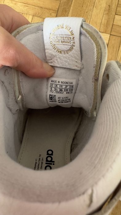 Sprzedam Adidasy dla dziewczynki
