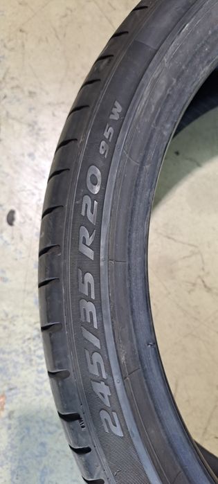 Pneus 245/35/20 pirelli