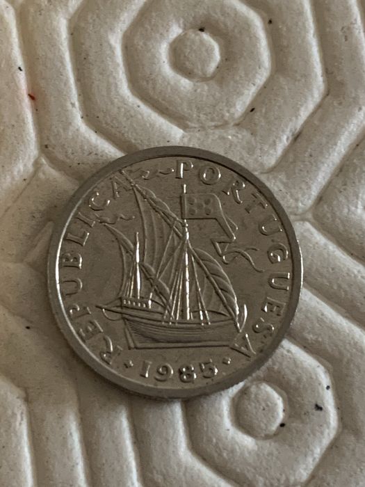 40 moedas 2$50 escudos portuguesas