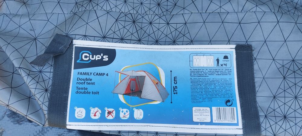 Tenda 4 pessoas + espaço no meio + toldo