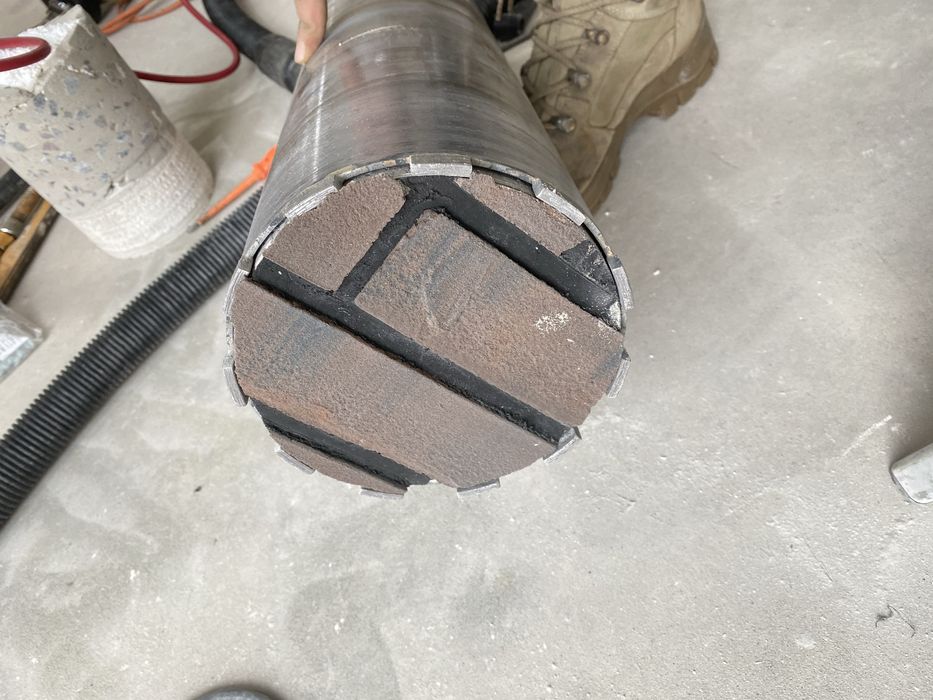 Алмазне буріння свердління отворів