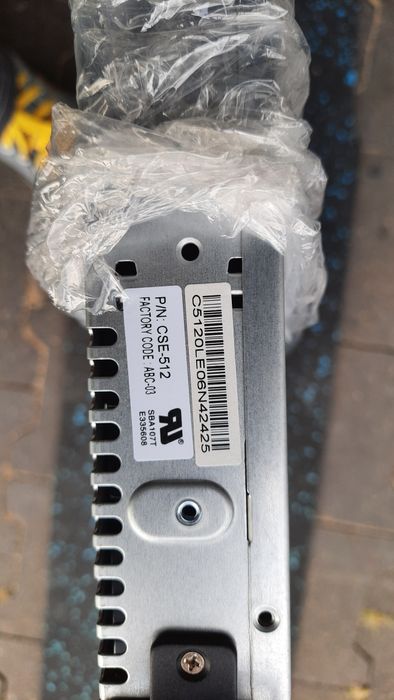 Supermicro SCE-512 server