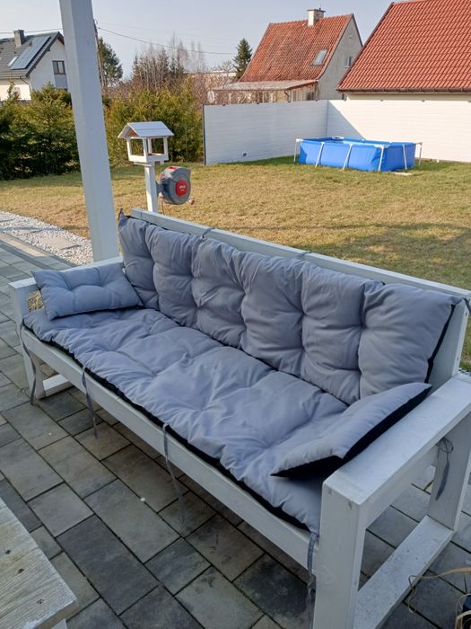 Meble ogrodowe drewniane