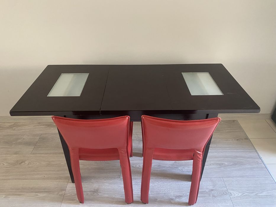 Sprzedam stół z kompletem 6 krzesel