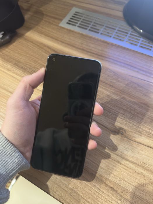 Realmi смартфон