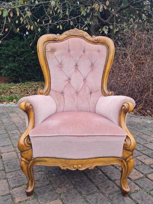 Stylowy fotel ludwikowski Krzesło stylowe