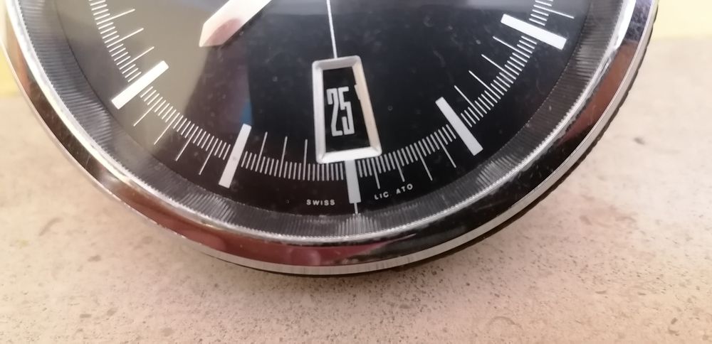 Relógio antigo rally mesa ou tablier swiss