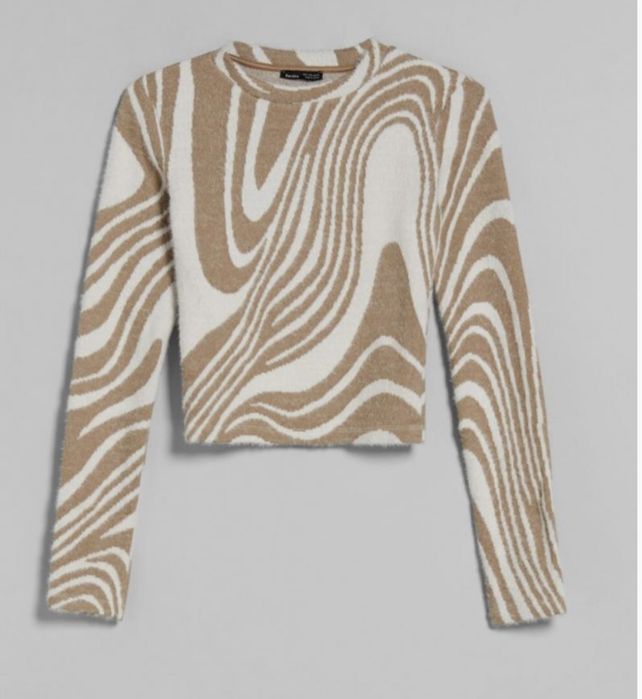 Cветер xs bershka