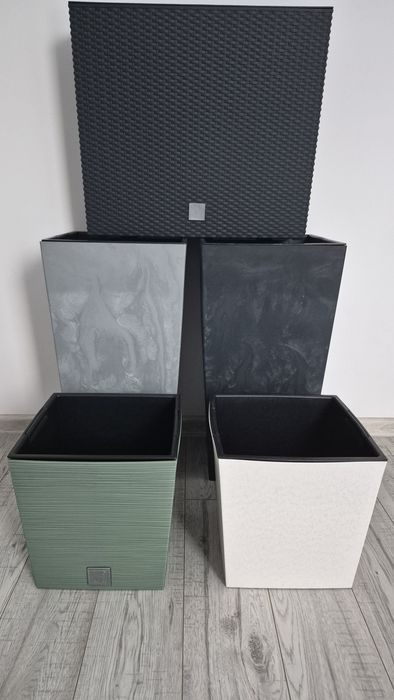 Doniczki plastikowe NOWE