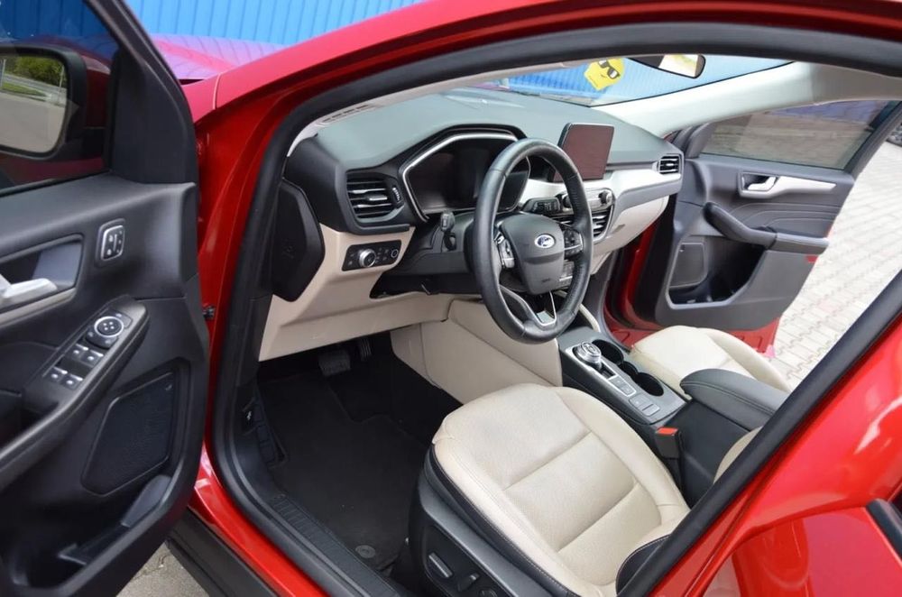Ford Escape Hybrid 2021