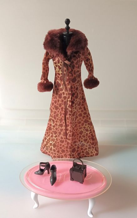 Barbie Fashion Avenue Evening Wear 1998.