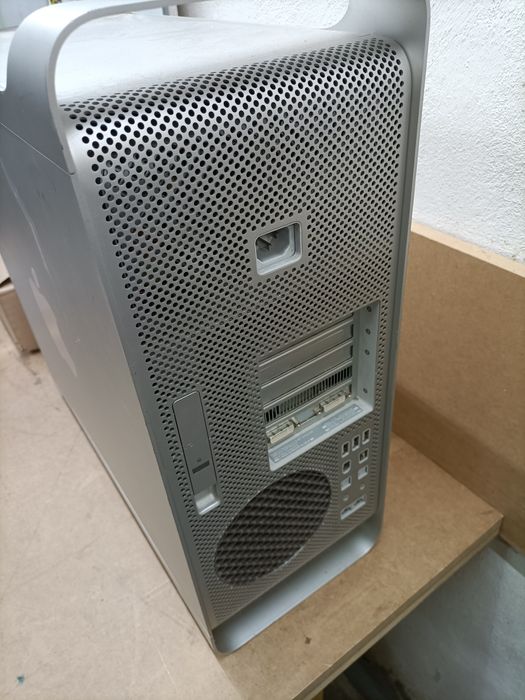 Apple Mac Pro A1186 EMC 2113,  ram 64GB