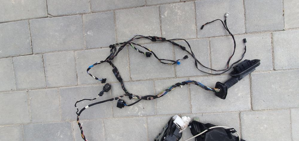 Двері (комплектуючі) до BMW X3 F25 склопідйомник, динамік, замок...