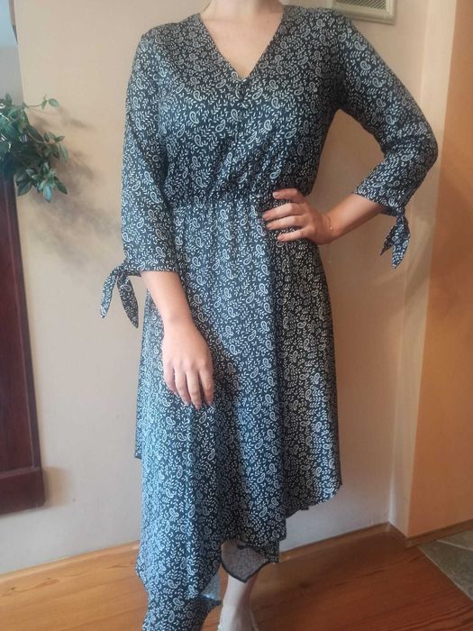 Sukienka letnia zwiewna wiskoza kobieca taliowana S/36