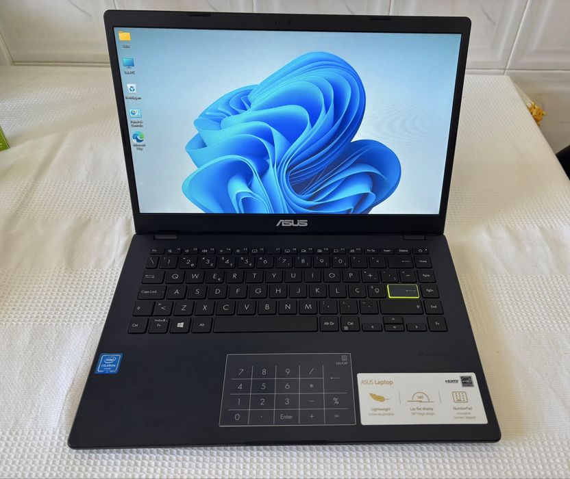 Portatil Asus E410M