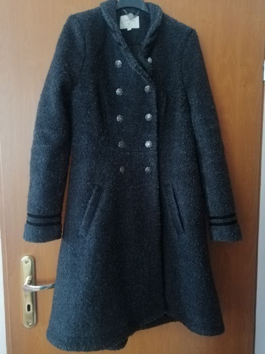 Grafitowy płaszcz rozkloszowany Cream XS/S