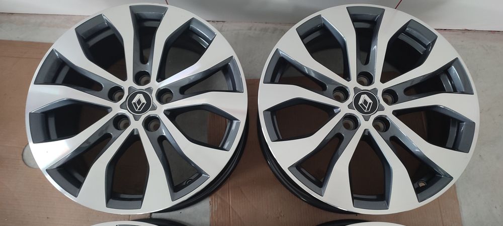 5x114.3 R17 Renault Oryginalne NOWE