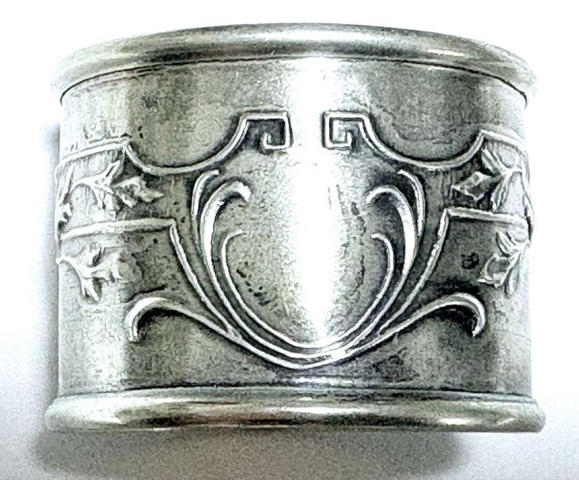 Antiga argola de guardanapo Arte Nova em prata portuguesa contrastada
