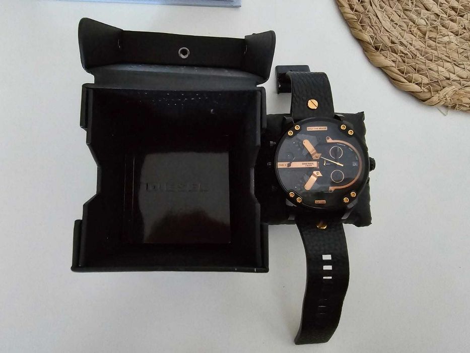 Zegarek Diesel brave duży all black gold czarny złoty elegencki