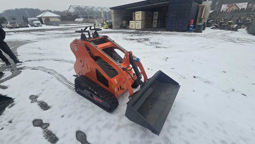 Mini ładowarka gąsienicowa MACHPRO MP-S50PRO