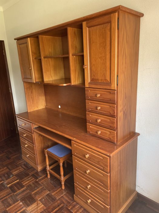 Conjunto de quarto duplo completo em madeira de pinho