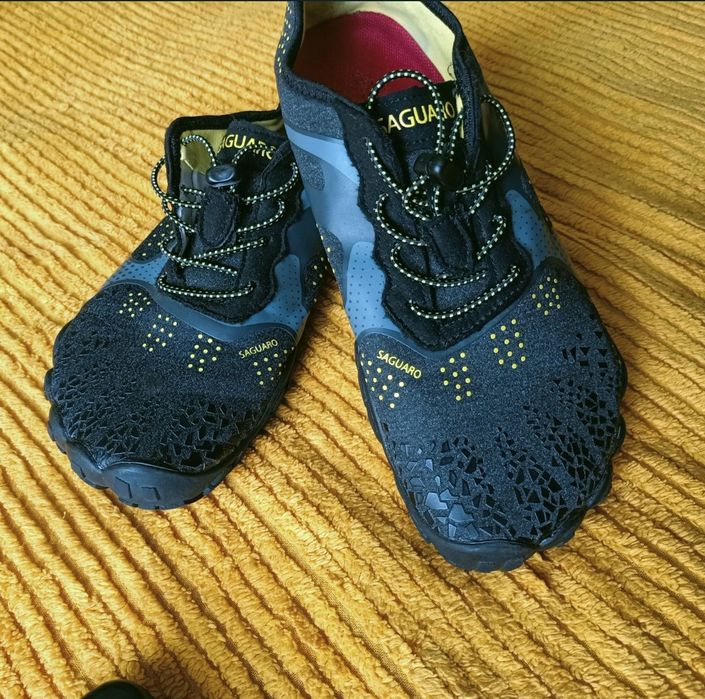 Buty SAGUARO, do stosowania na gołą stope, do wody i nie tylko. Roz 40