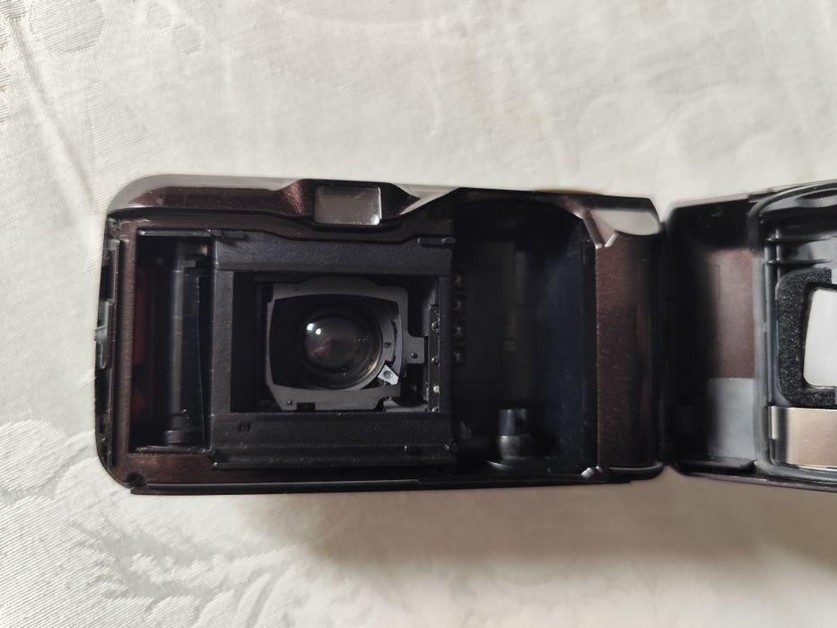 Câmara fotográfica Olympus mju II Limited