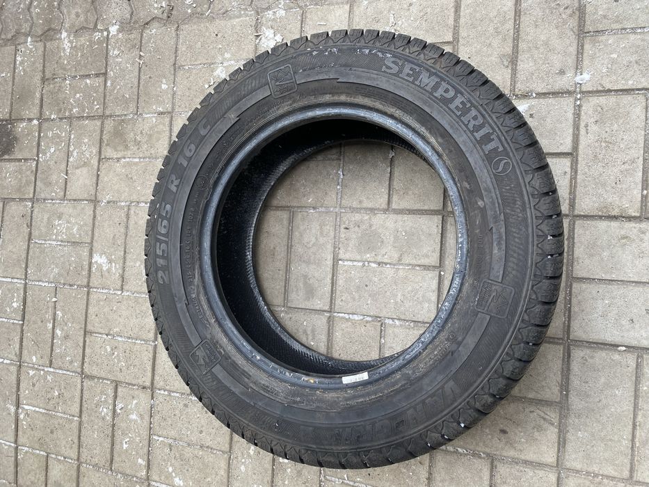 Шини 215 65R16C 109/107  Semperit Van-Grip 2