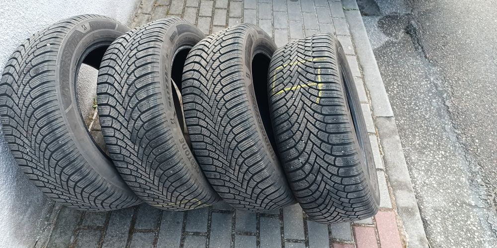 Opony zimowe Bridgestone Blizzak 235/55/18 rocznik 2024