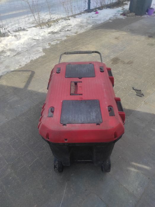 Skrzynia narzędziowa Rubi Stanley na kółkach