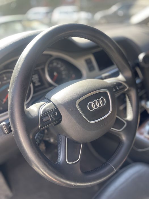 Audi Q7 Ауді  повністю справна готова до реєстрації