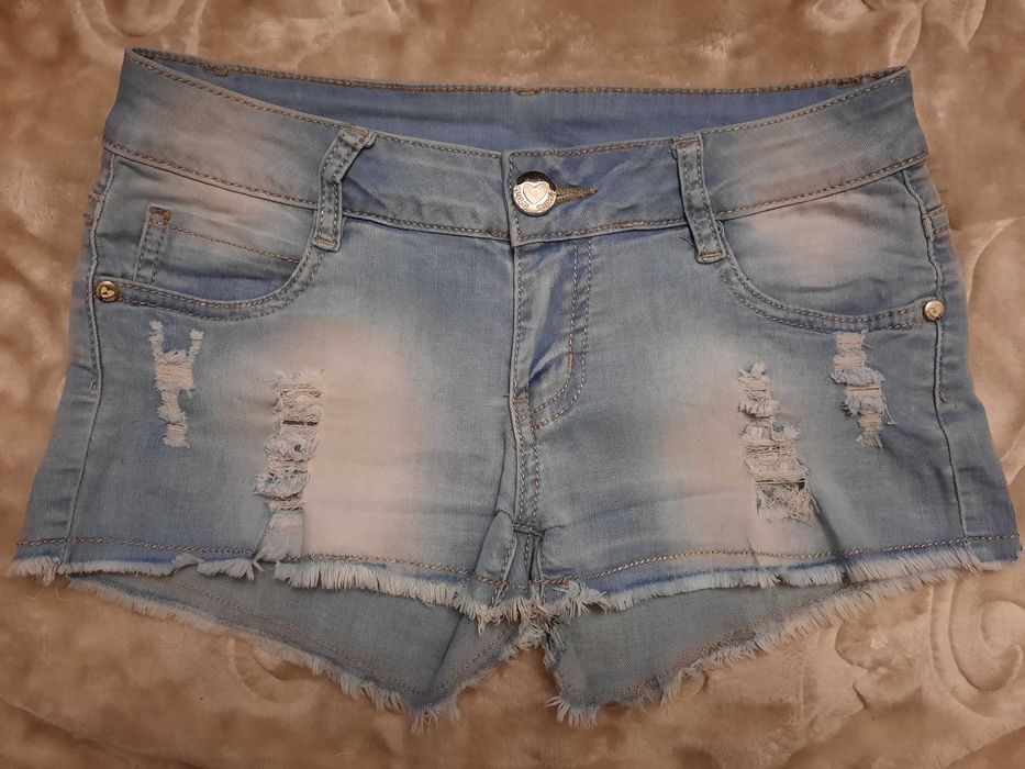 Spodenki z serduszkiem