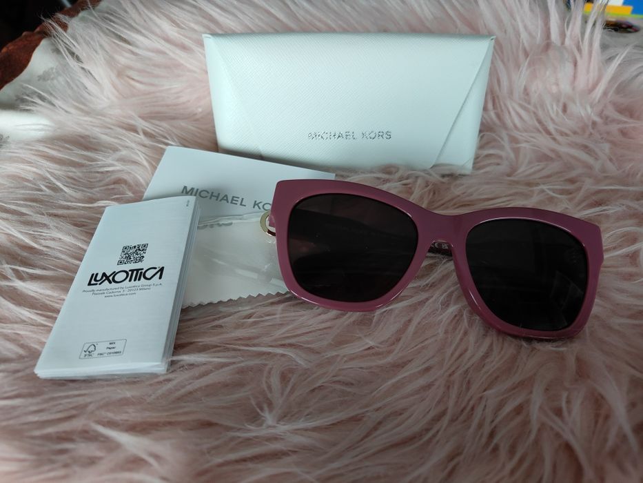 Óculos de sol Empire Michael Kors