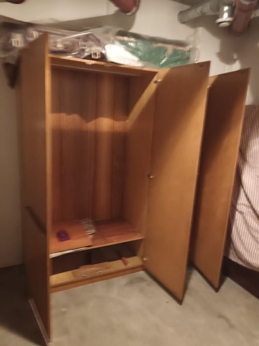 Roupeiro em madeira faia