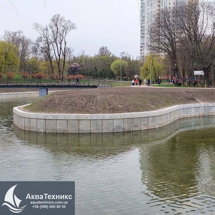 Укрепление берега бетоном, бетонный шпунт, сваи и плиты