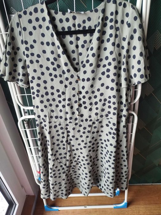 Sukienka rozmiar 40
