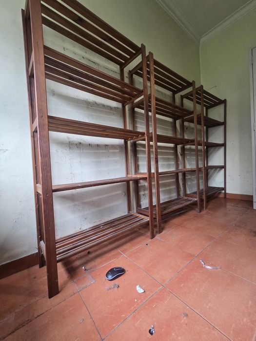 Estantes para arrumação - 03 unidades