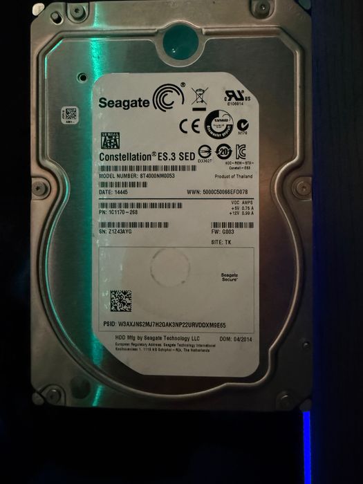 Хард диск / HHD / 4 tb