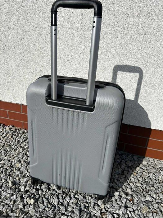 Walizka american tourister tracklite s 55 cm 34l