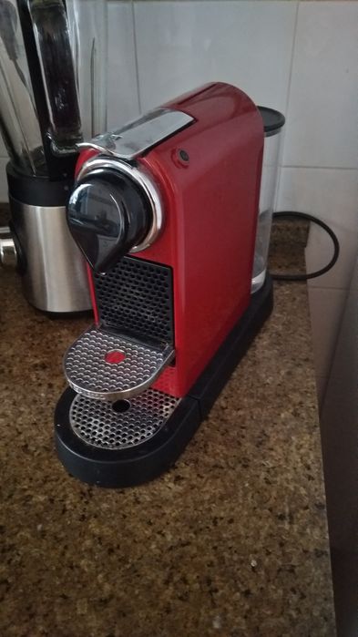 Máquina de café Nespresso citiz