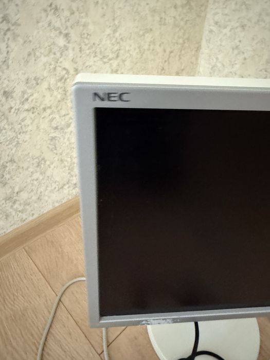 Монитор NEC model EA190M