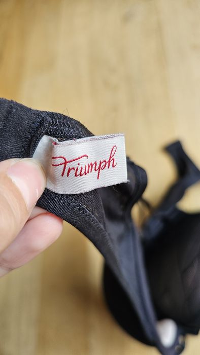 Biustonosz Triumph Airy Sensation WHU Push-Up  70C