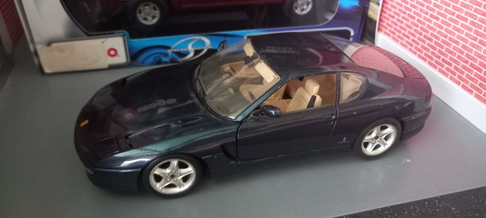 Miniaturas 1/18 Ferrari / Porsche