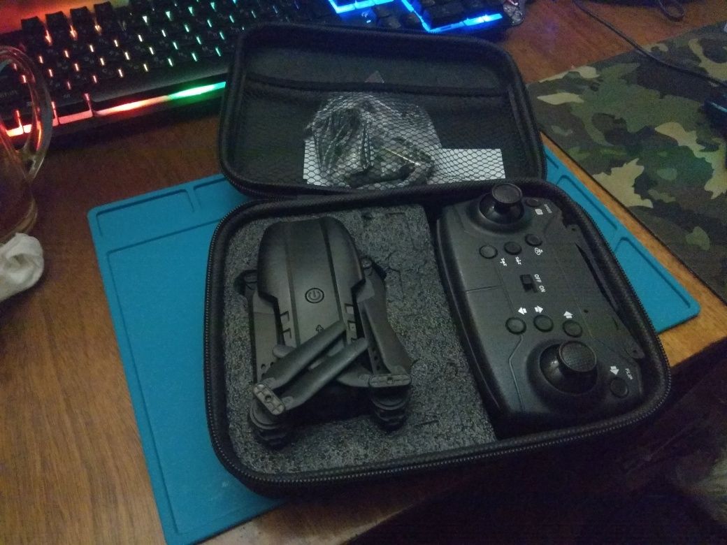 Foldable on sale drone 58019