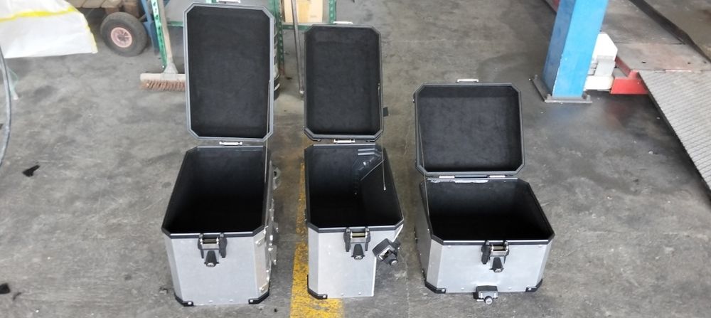 Estofador  reparação de hidráulico de capotas e tetos de abrir