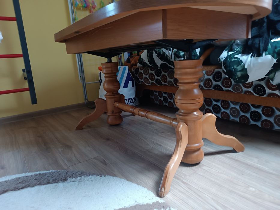 Oddam stół rozkładany