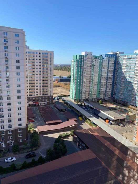 продам  2х комнатную квартиру в новом комплексе -море, парк- генератор